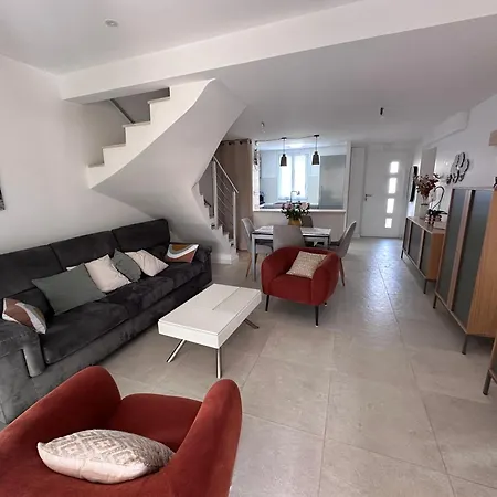 Maison Avec 3 Climatisee A *