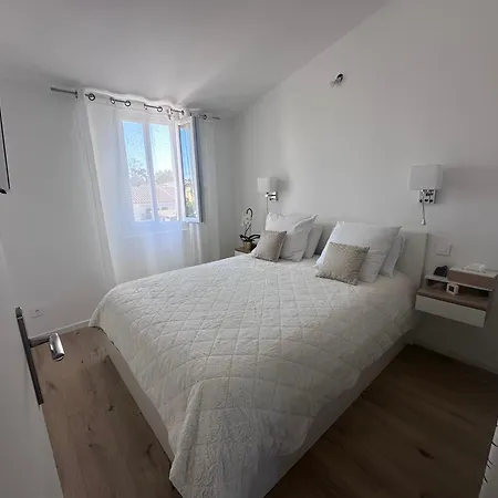 Maison Avec 3 Climatisée à * Aigues-Mortes